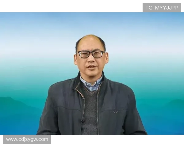 以世界足球魅力探寻竞技精神与时代变革的深度思考与文化交融之路