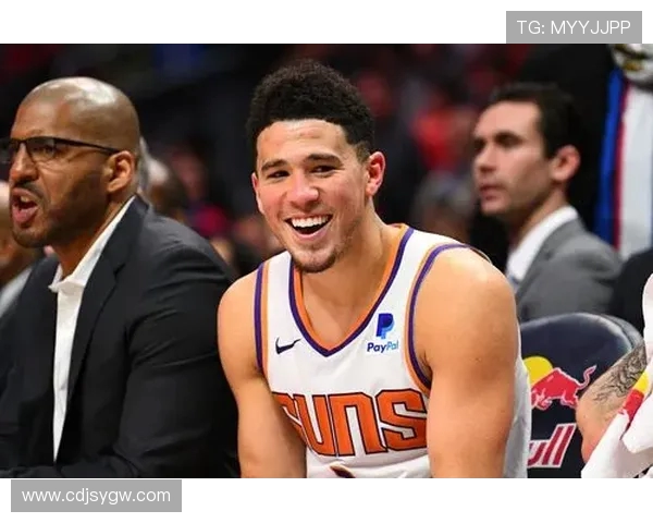 德文布克的崛起之路：从新秀到NBA超级明星的蜕变历程